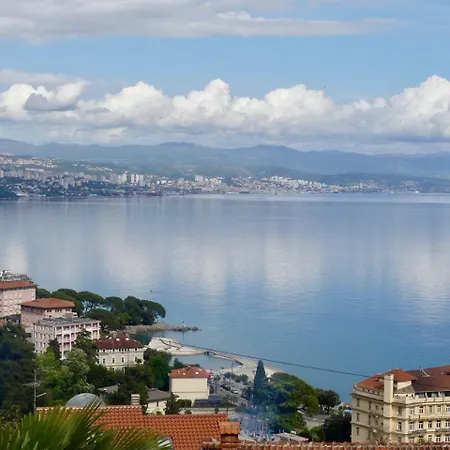 Apartment Pomalo - In Opatija